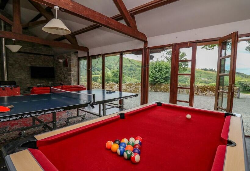 Byrdir Cottage