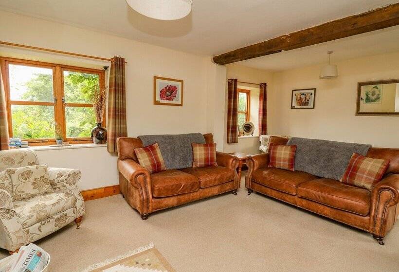 Byrdir Cottage
