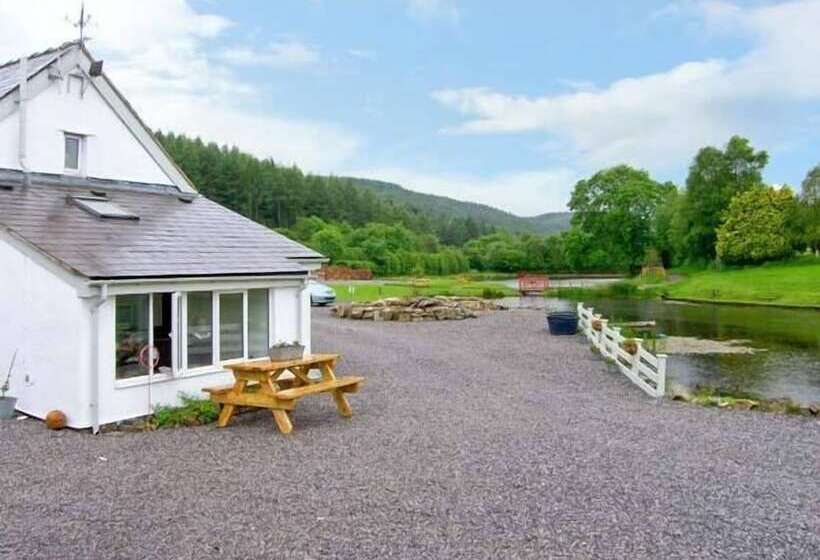 Harrison's Cottage