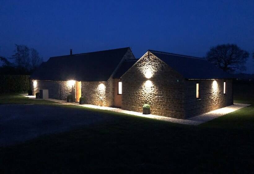 Hook Norton Barn