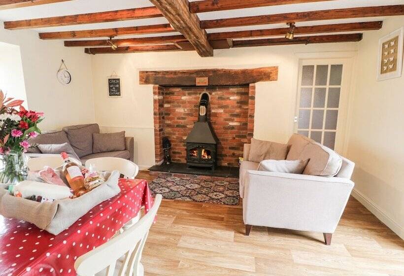 Parc Cottage
