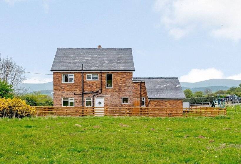 Pen Y Gaer