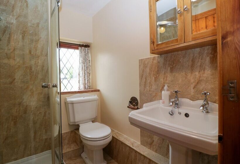 Shells Cottage