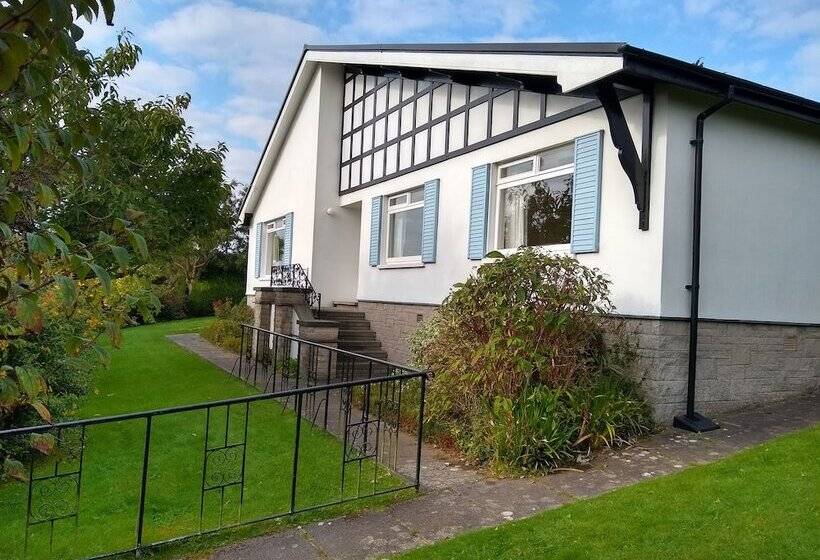 Silverdale Mount