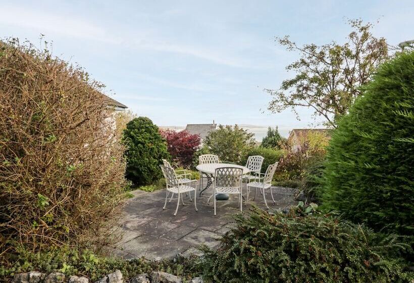 Silverdale Mount