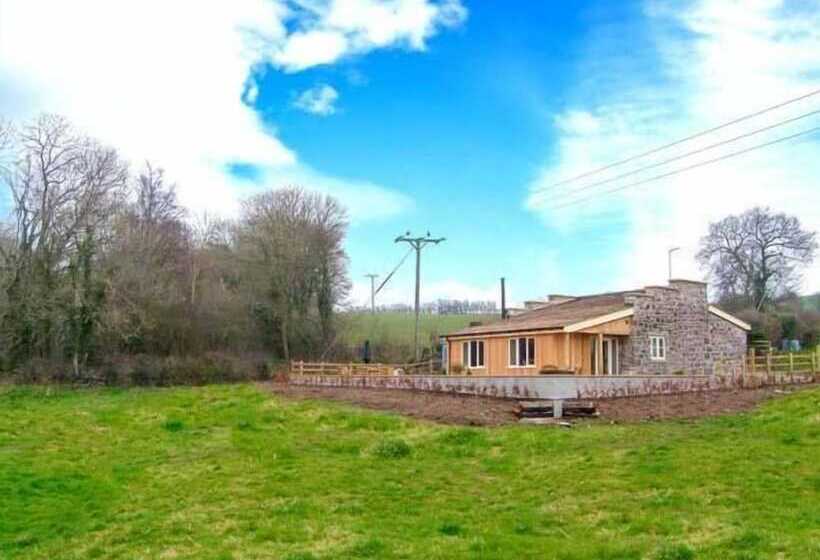 The Lambing Shed
