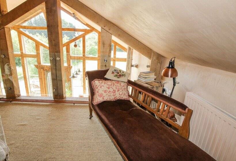 The Tractor Shed