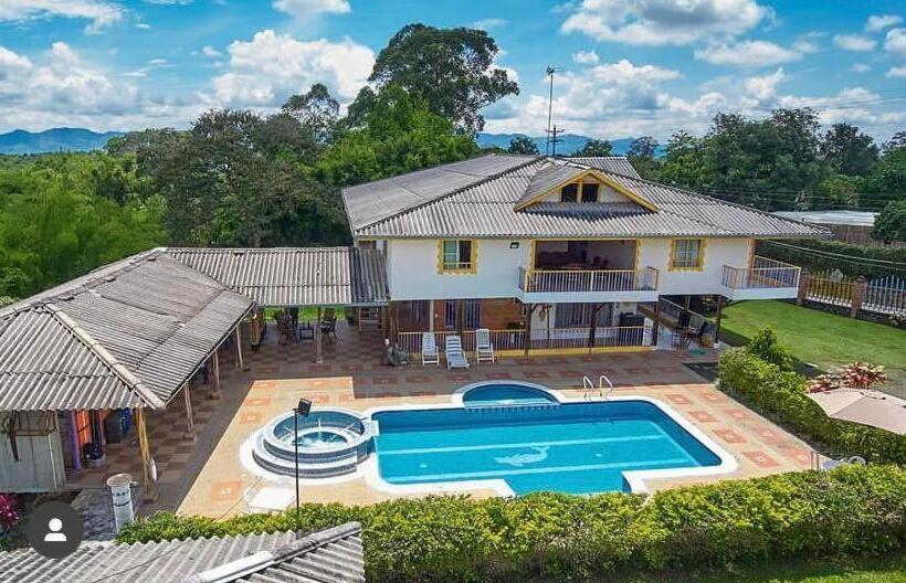 تختخواب و صبحانه Finca Tradicional La Colonia