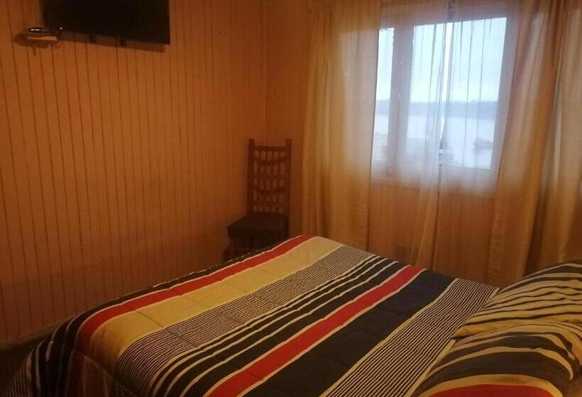 Hostal Playa Brava