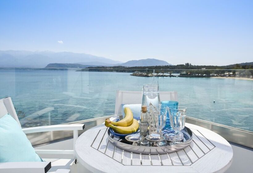 هتل Casa Limnionari Beach House