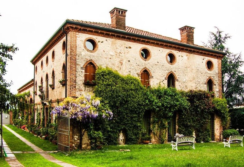 호텔 Locanda La Corte Dei Galli