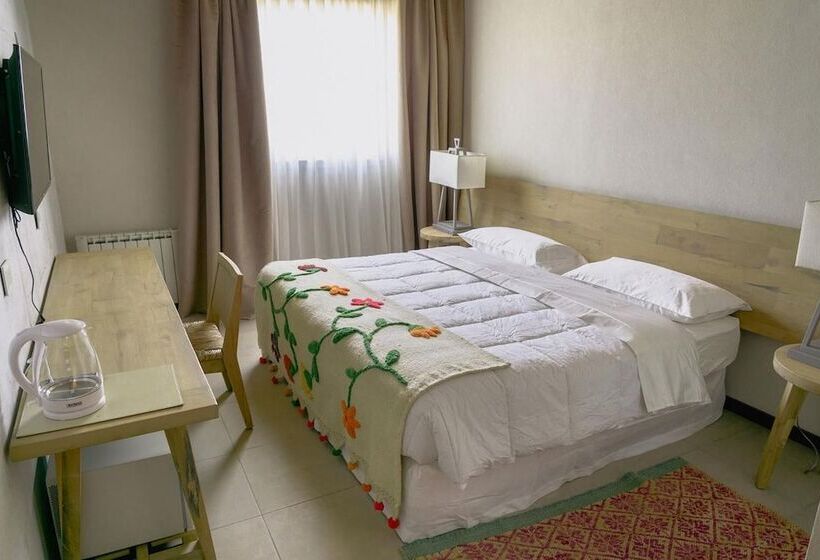 هتل Lodge Rocas Del Plata