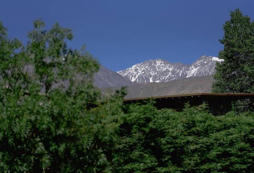 هتل Lodge Rocas Del Plata