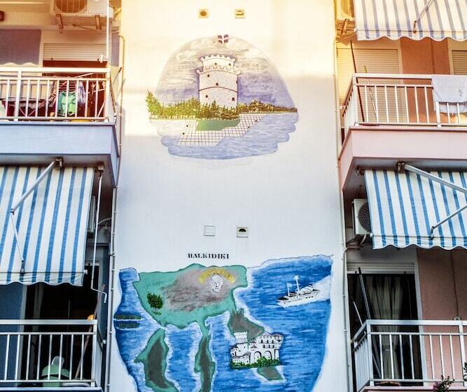 ホテル Niki Apartments