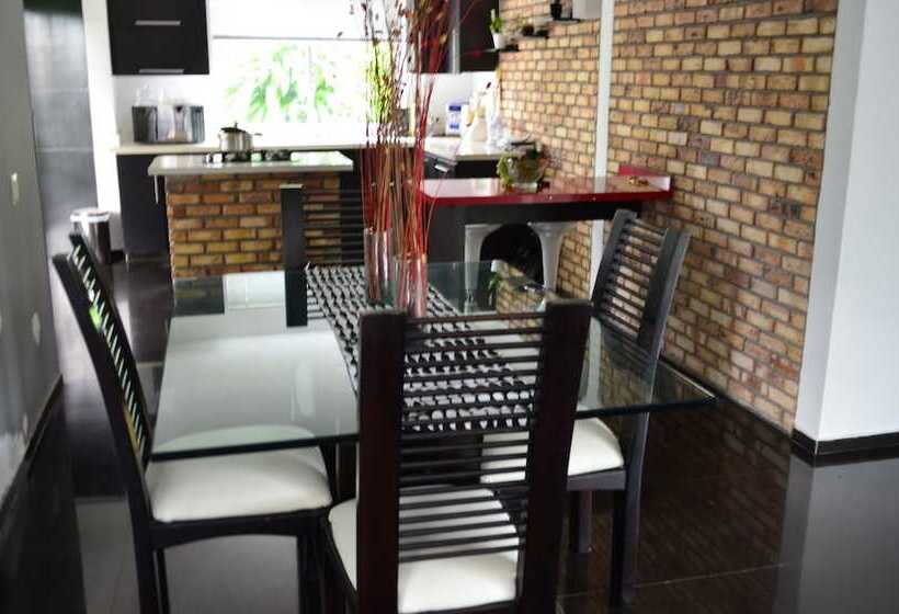 پانسیون Espectacular Chalet Con Piscina