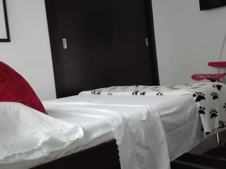 پانسیون Espectacular Chalet Con Piscina