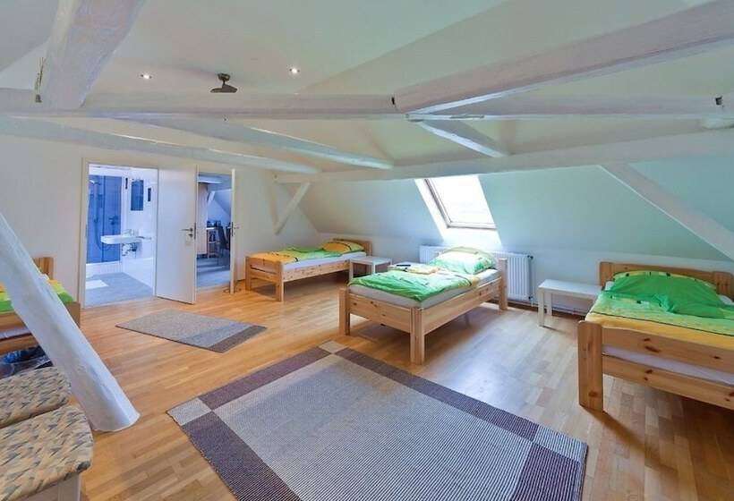 پانسیون Gästehaus M. Sander