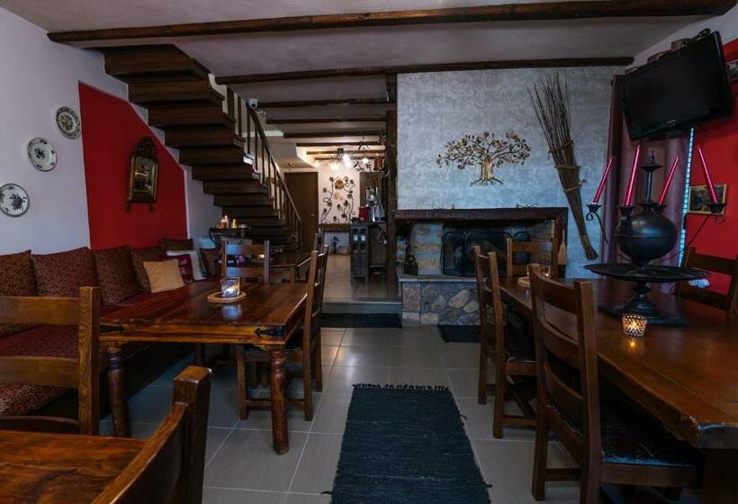 بنسيون Vathyskia Guesthouse