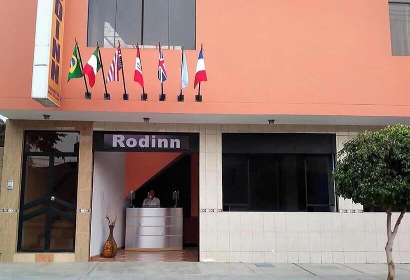 ユースホステル Hostal Rodinn
