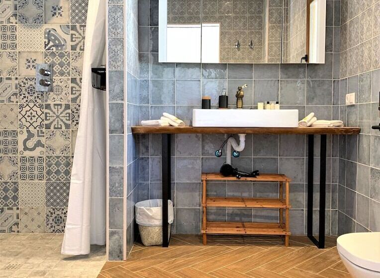 تختخواب و صبحانه El Amparo