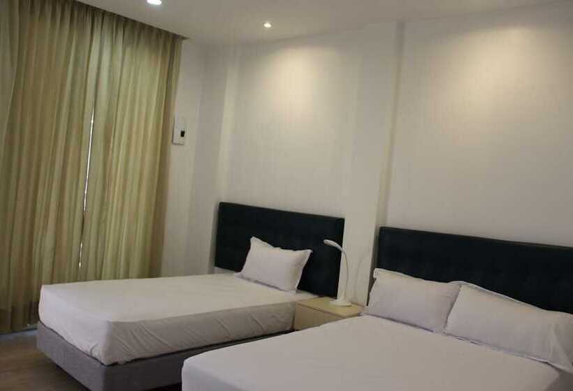 هتل City Plaza Salinas