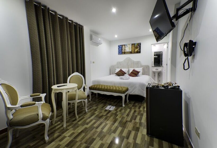 ホテル El Encanto