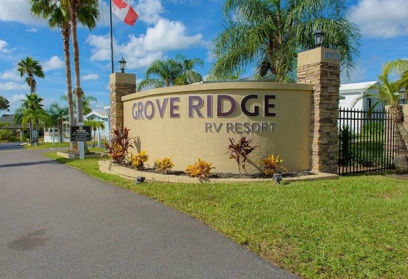 ホテル Grove Ridge Rv Resort