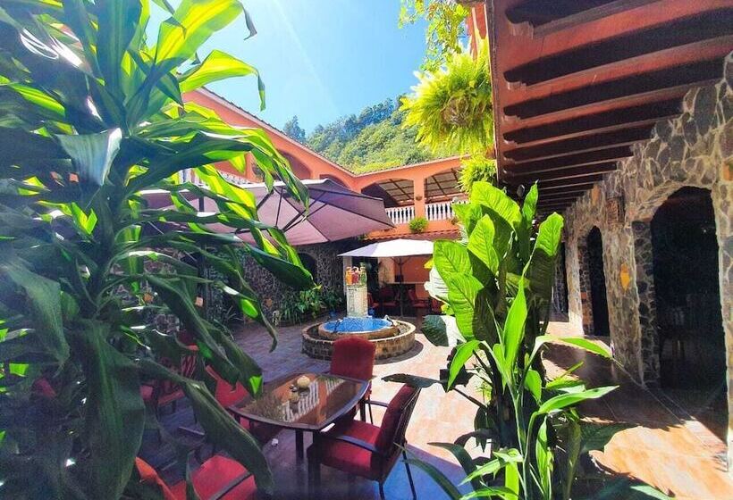 فندق La Serrania