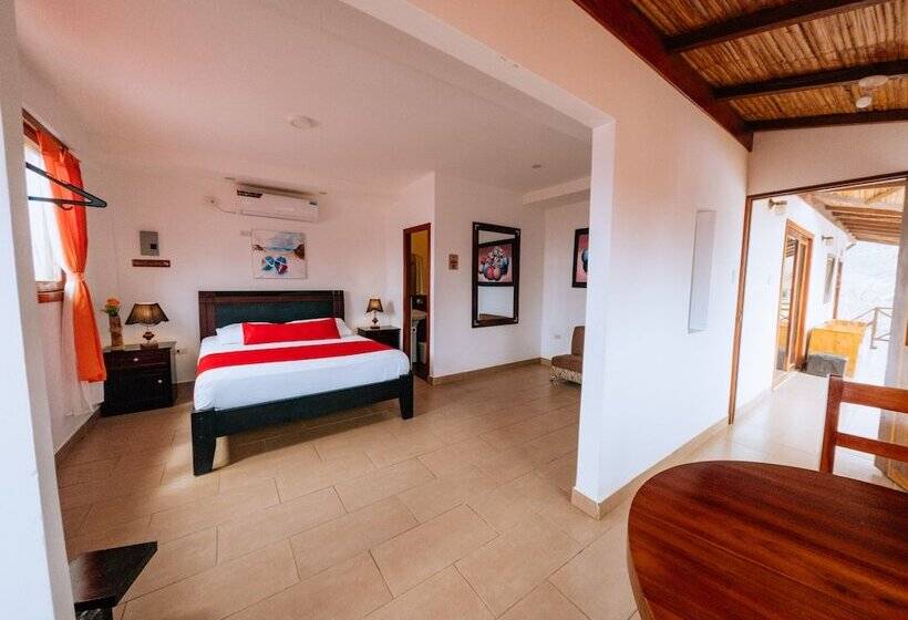 هتل Oceanic Hosteria Y Restaurante