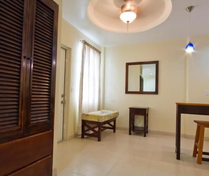 בית מלון כפרי Rainbow