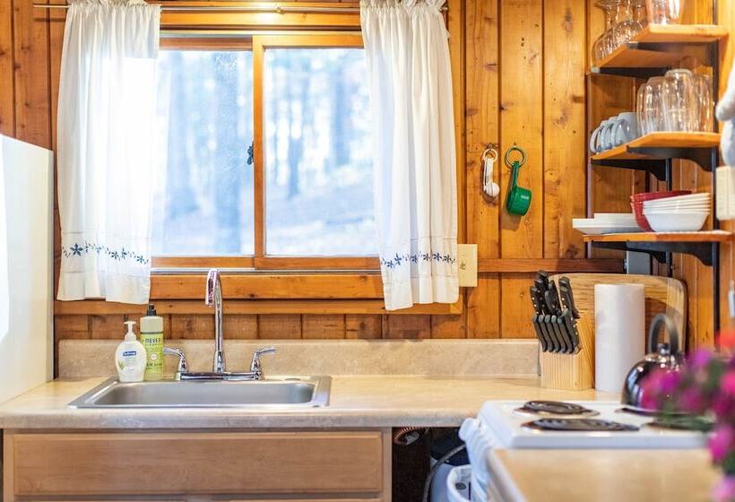 Montfair Resort Farm