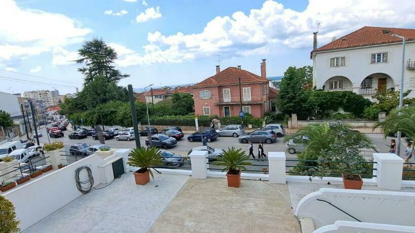بنسيون Casa Coimbra Guesthouse & Garden