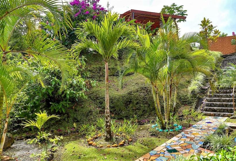 پانسیون Encantada Guest House: Spectacular View & Excellent Reviews