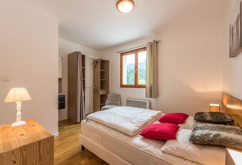 דירת נופש L'eden Skis Aux Pieds