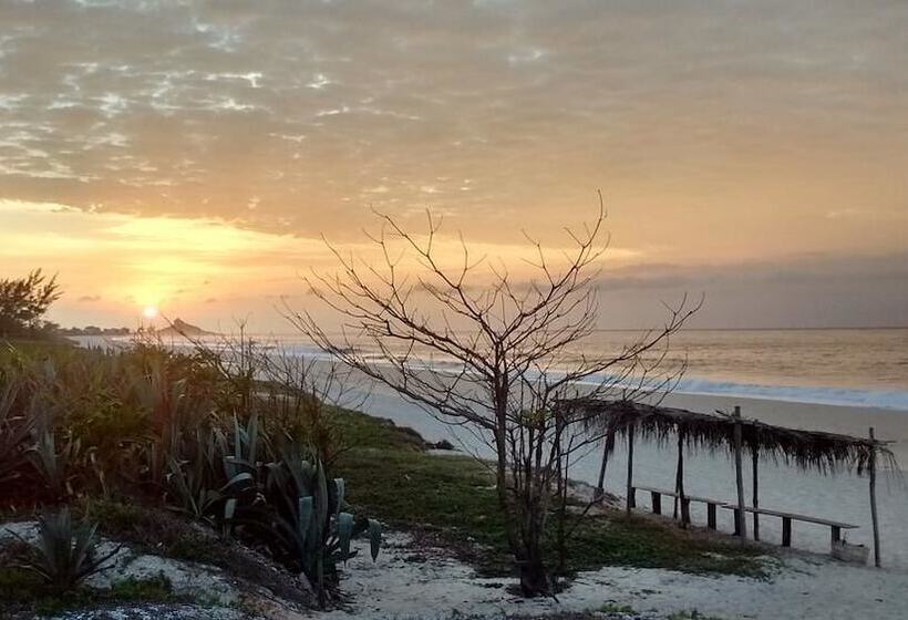 Saqua Beach Hostel