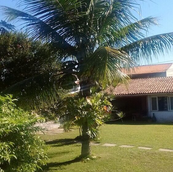 Saqua Beach Hostel