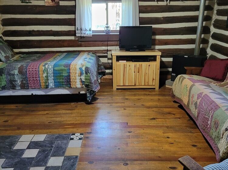 Chinook Cabins & Rv Park