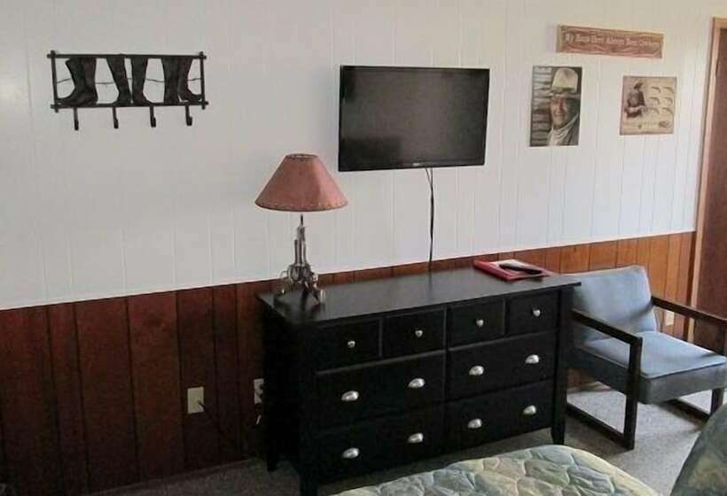 Drake Motel