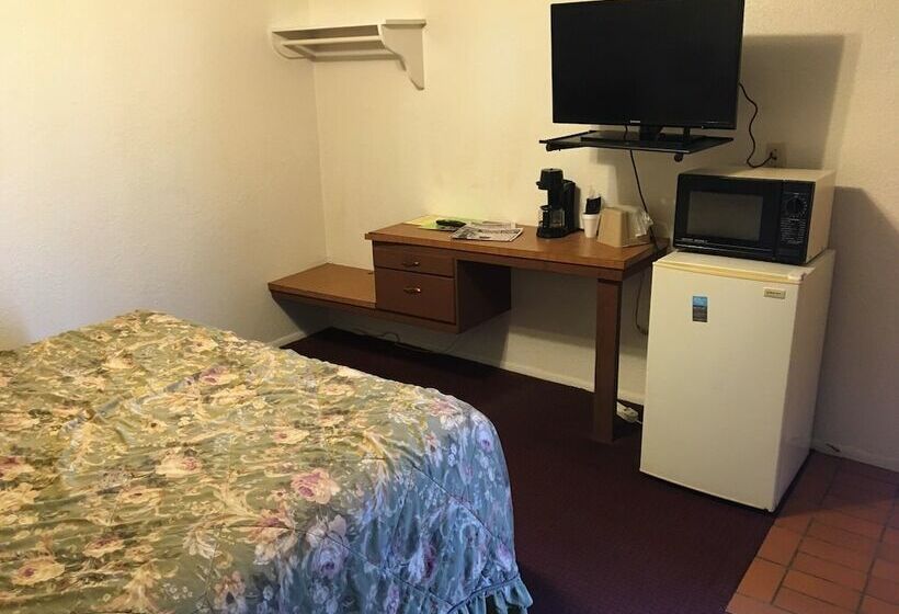 Holiday Motel