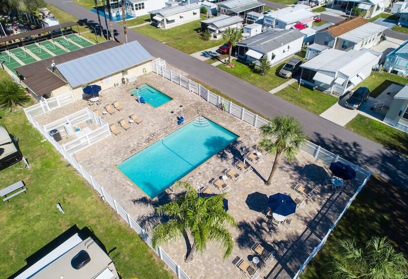 호텔 Big Tree Rv Resort