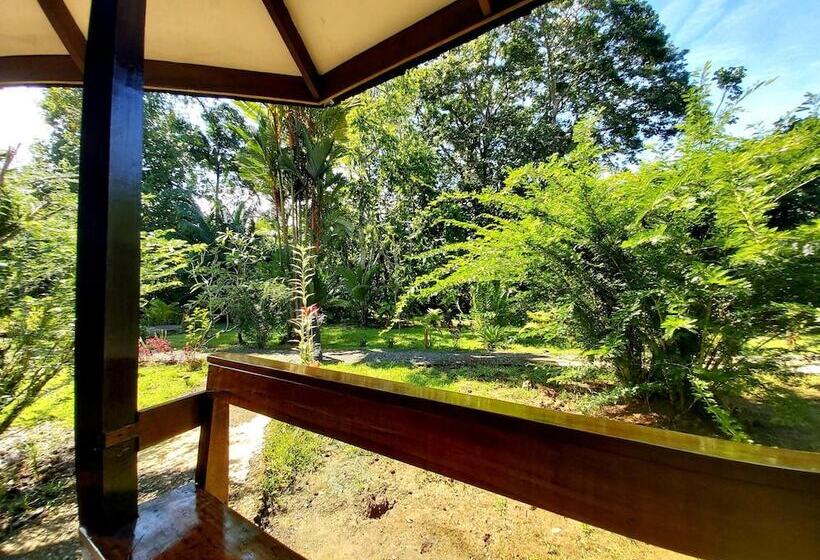 هتل Bungalows Aché Cahuita