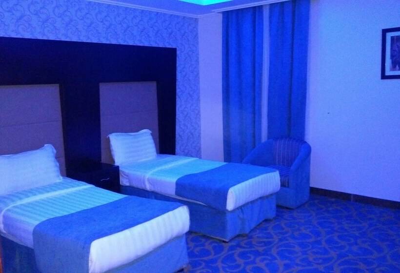 هتل Jolly View Suites