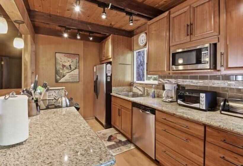 Pfeiffer Dog Friendly Cabin By Redawning