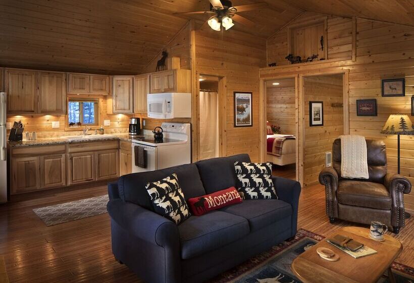 The Reclusive Moose Cabins
