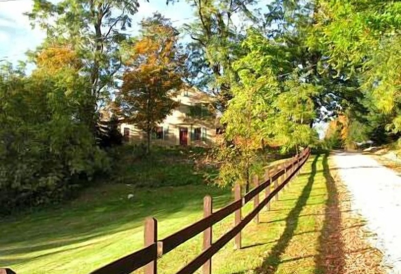 مبيت وإفطار Inn At Neshobe River