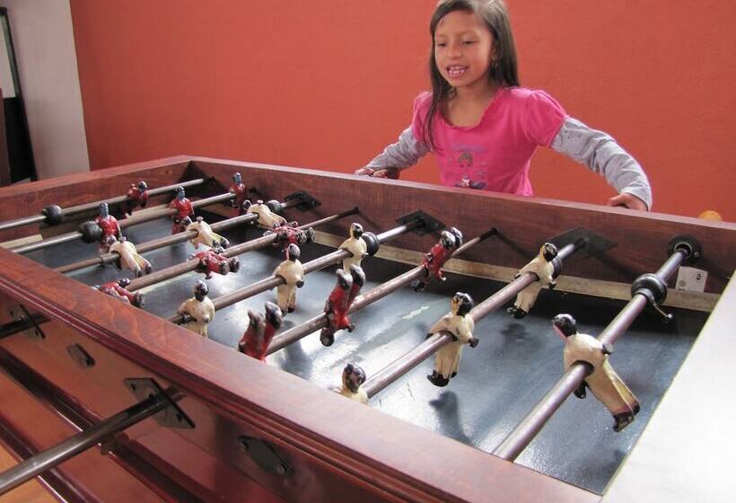 مسافرخانه Hosteria El Surillal