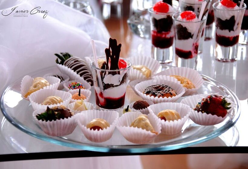 مسافرخانه Hosteria El Surillal