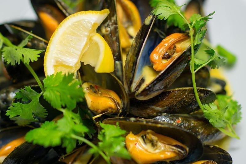 فندق فئة نجمة واحدة The Fenwick Steak & Seafood Pub