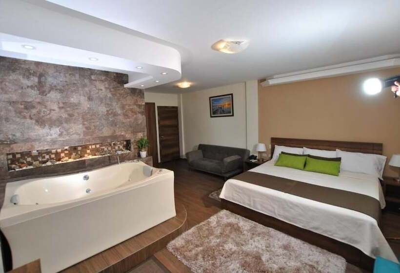 هتل Aqua Park El Surillal