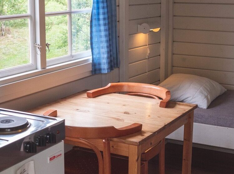 فندق Björkbackens Stugby   Campground